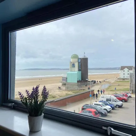 Lovely 2-Bedrooms Apartment Step To The Beach Swansea Exterior photo