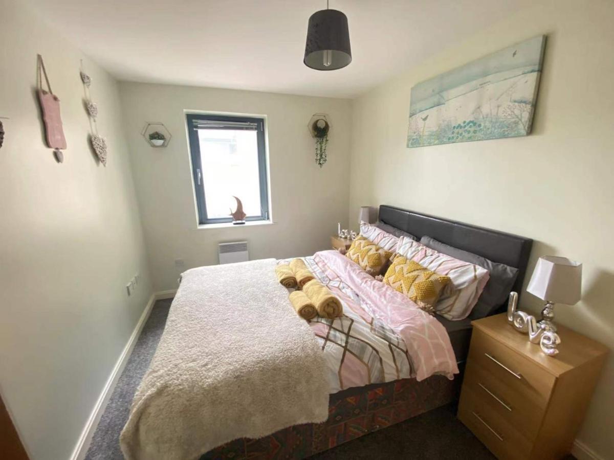 Apartamento Lovely 2-bedrooms Step To The Swansea